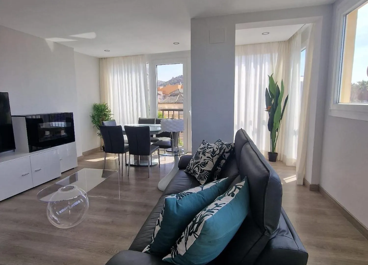 2 Rooms 2 Baths Y Parking Cathedral Màlaga